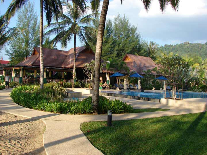 Nang Thong Beach Resort 2